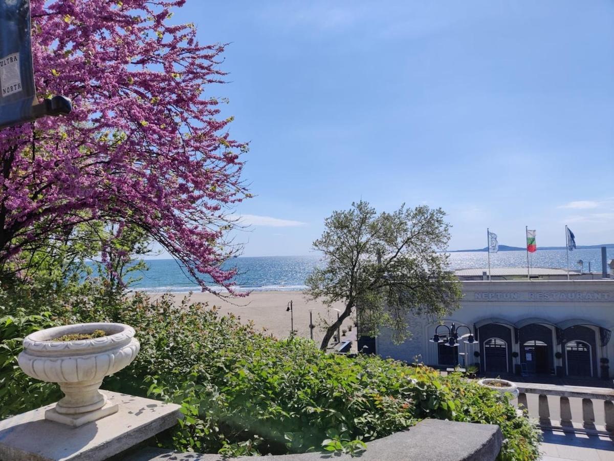 Luxury Sea Sunset Deluxe Burgas City